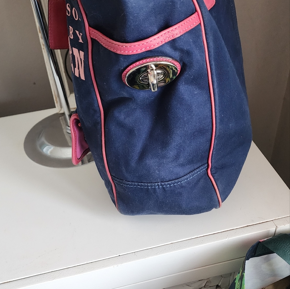 COPY - Coach LIMITED EDITION BONNIE CASHIN Navy and Pink Tote Bag - Picture 4 of 9